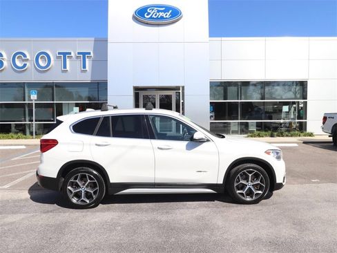 Used 2017 BMW X1 xDrive28i image 15