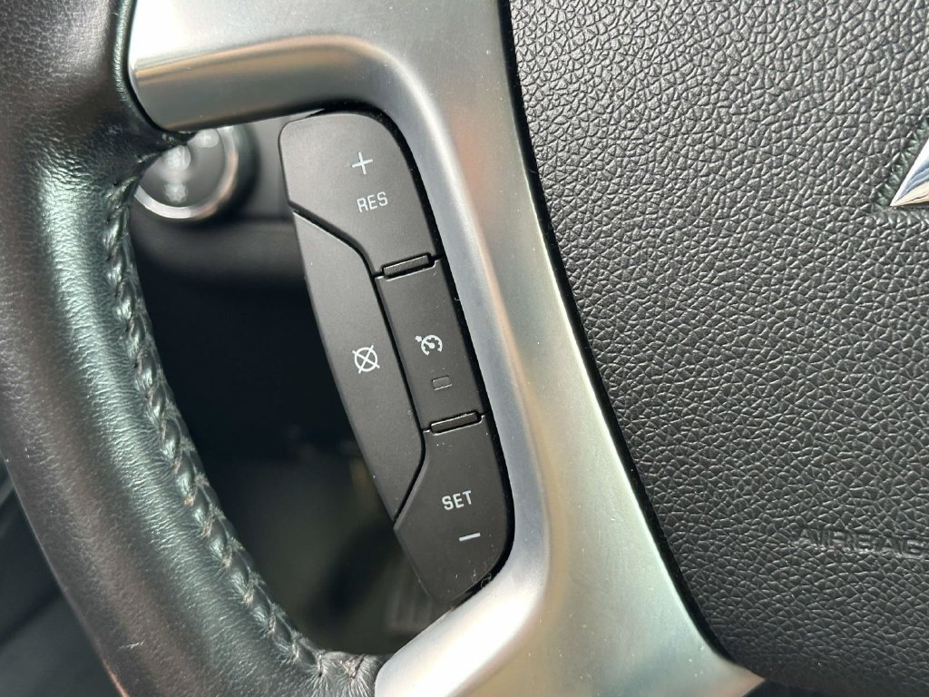 Used 2015 Chevrolet Traverse LT AWD/4WD image 24