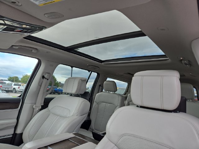 Used 2023 Jeep Grand Wagoneer 4WD w/ Rear Seat Video Group 1 image 30