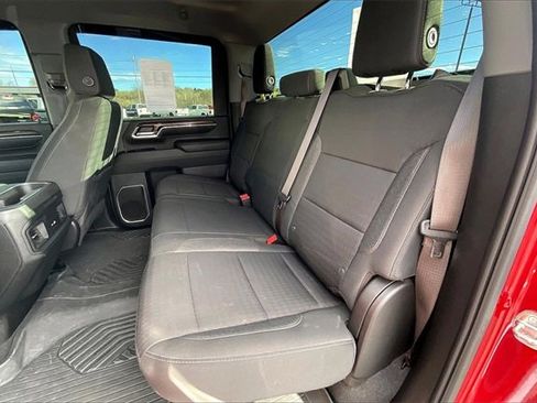 Used 2024 Chevrolet Silverado 2500 LT image 28