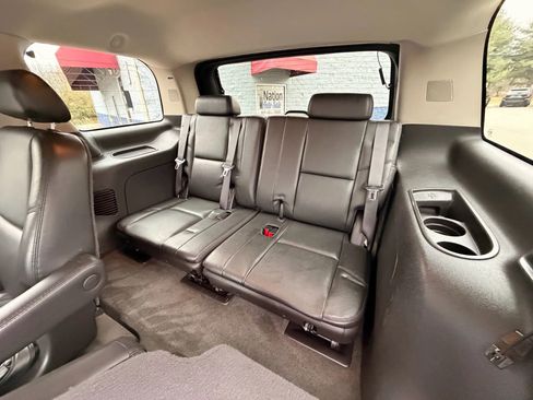 Used 2009 GMC Yukon Denali image 21