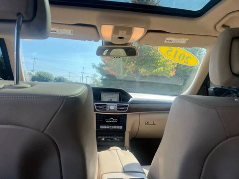 Used 2015 Mercedes-Benz E 350 4MATIC Sedan image 16