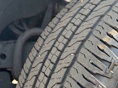 Used 2022 Chevrolet Colorado LT w/ Fleet Safety Package image 41