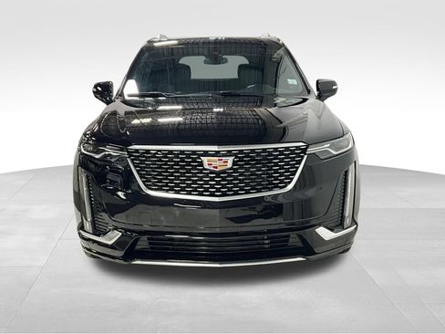 Used 2024 Cadillac XT6 Premium Luxury AWD/4WD image 3