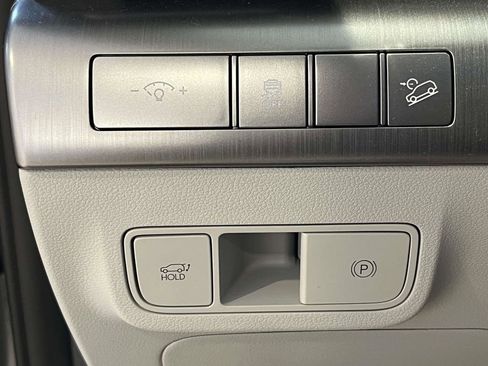 New 2026 Hyundai Kona Limited FWD image 25