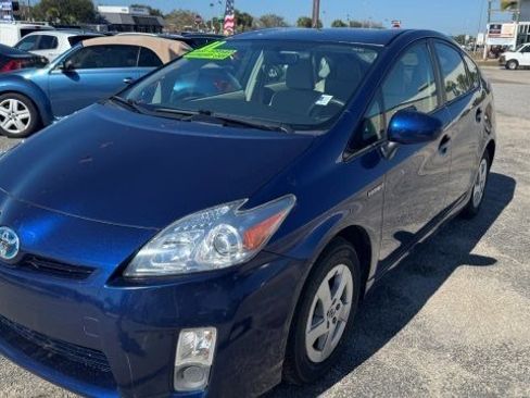 Used 2011 Toyota Prius Three image 5