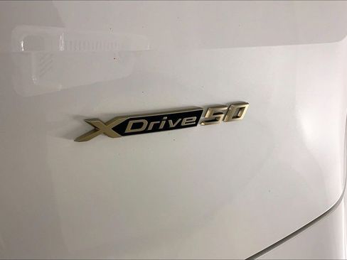 Certified 2023 BMW iX xDrive50 w/ Premium Package AWD/4WD image 29