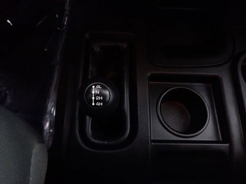 Used 2017 RAM 2500 Tradesman w/ Chrome Appearance Group AWD/4WD image 35