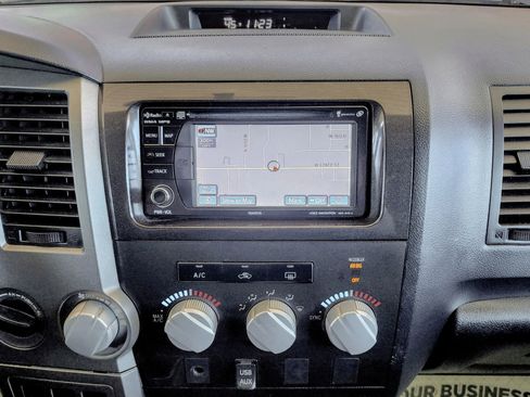 Used 2013 Toyota Tundra SR5 image 11