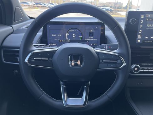 Used 2025 Honda Prologue Touring image 17