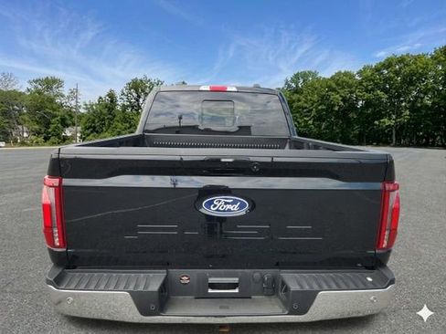 Used 2025 Ford F150 Lariat w/ Equipment Group 501A Mid AWD/4WD image 7