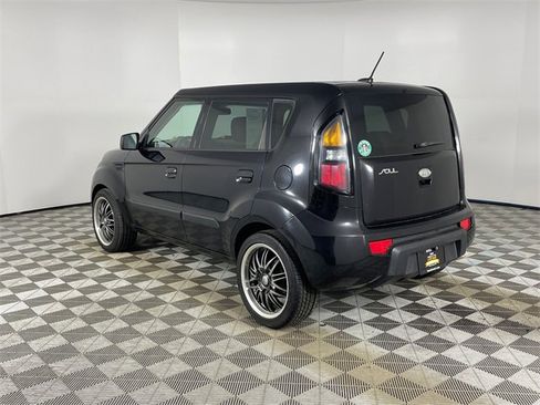 Used 2010 Kia Soul ! image 13