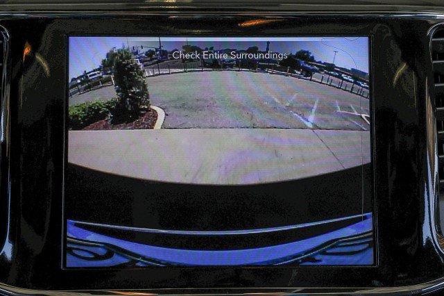 Used 2022 Jeep Grand Cherokee Limited AWD/4WD image 17
