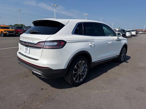 Used 2023 Lincoln Nautilus Reserve AWD/4WD image 5