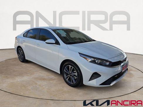 Certified 2023 Kia Forte LXS image 1