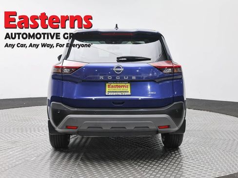 Used 2023 Nissan Rogue S AWD/4WD image 6