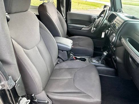 Used 2013 Jeep Wrangler Sport AWD/4WD image 11