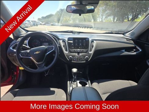 Used 2024 Chevrolet Malibu LT FWD image 12