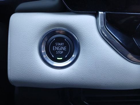 Used 2023 GMC Canyon AT4X image 38