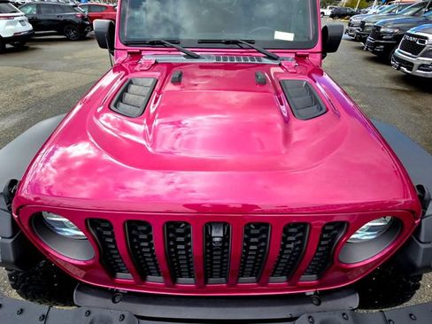 Certified 2021 Jeep Wrangler Unlimited Rubicon w/ Xtreme Recon 35" Tire Package image 3