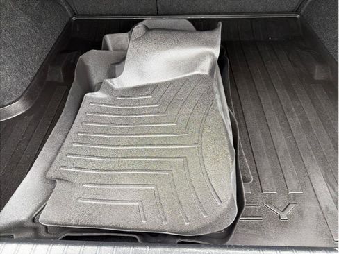 Used 2015 Subaru Legacy 3.6R Limited w/ Popular Package #4 image 12