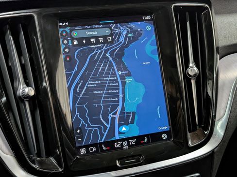 Used 2023 Volvo S60 T8 Core image 34