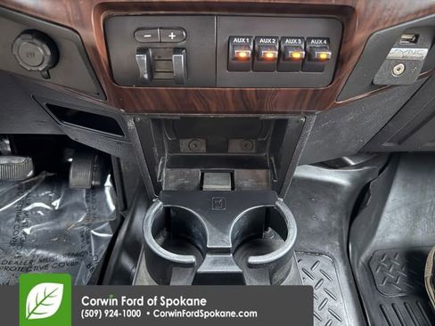 Used 2011 Ford F250 Lariat w/ Lariat Interior Pkg image 30