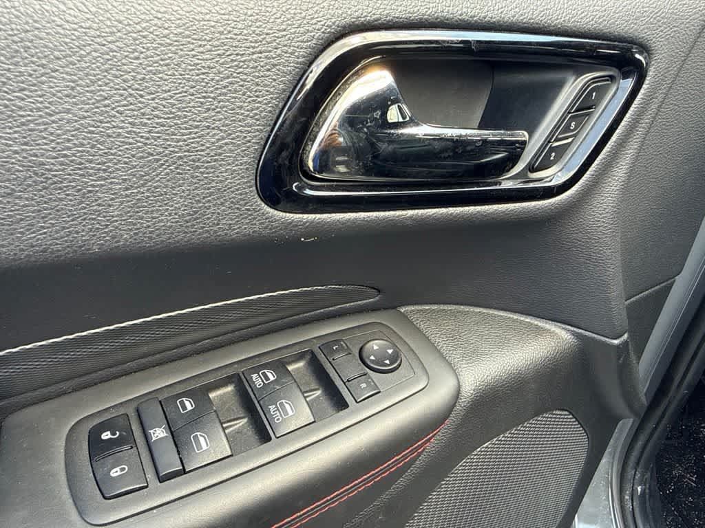Used 2024 Dodge Durango GT RWD image 16