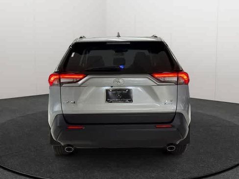 Used 2025 Toyota RAV4 XLE w/ Convenience Package AWD/4WD image 6