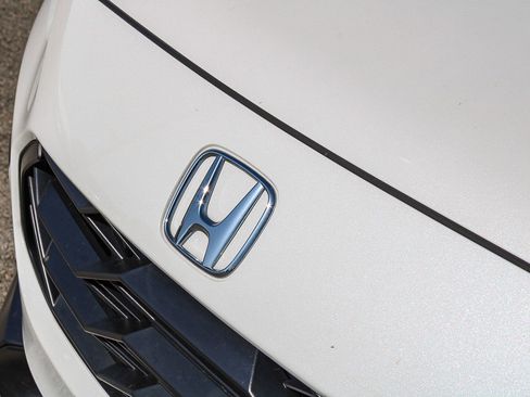 Used 2024 Honda HR-V Sport image 6