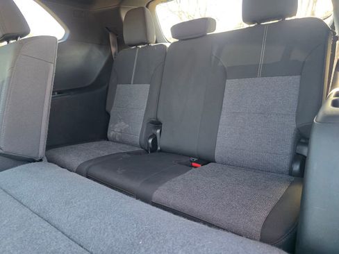 Certified 2025 GMC Acadia Elevation image 30