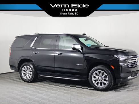 Used 2024 Chevrolet Tahoe Premier image 1