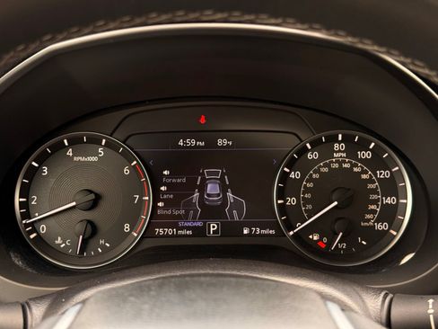 Used 2019 INFINITI QX50 Essential w/ Sensory Package AWD/4WD image 39