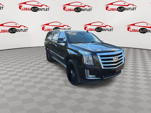 Used 2019 Cadillac Escalade ESV Premium Luxury AWD/4WD image 2