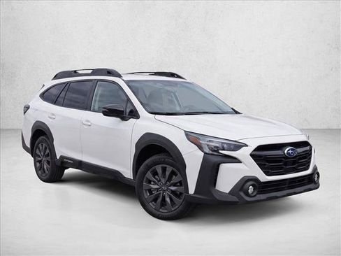 Used 2023 Subaru Outback Onyx Edition AWD/4WD image 3