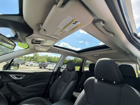 Used 2024 Subaru Forester Premium AWD/4WD image 22