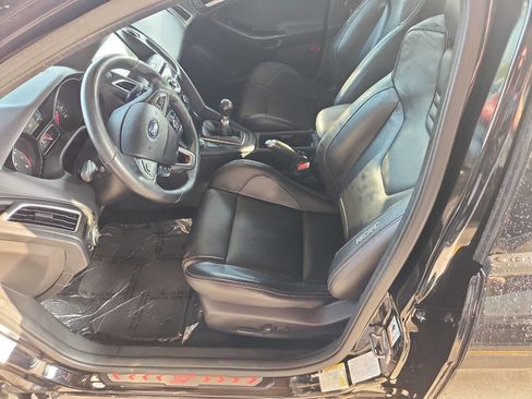 Used 2016 Ford Focus ST w/ Equipment Group 401A image 15