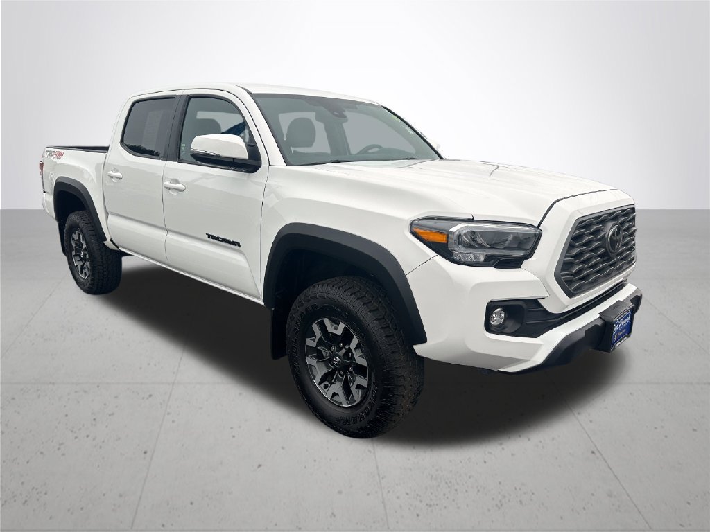 Certified 2023 Toyota Tacoma TRD Off-Road w/ Technology Package AWD/4WD image 6
