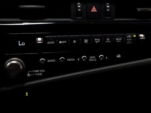 Used 2023 Lexus ES 350 F Sport w/ Accessory Package (Z2) FWD image 29