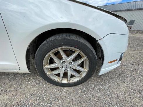 Used 2011 Ford Fusion SEL FWD image 19