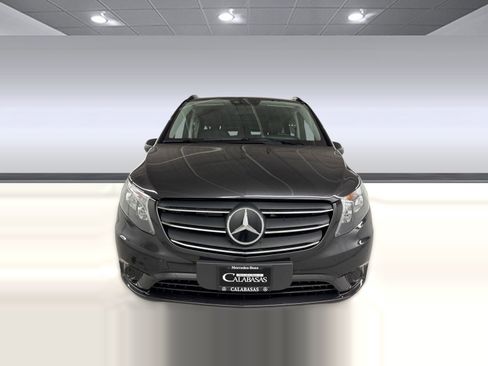 Used 2023 Mercedes-Benz Metris Passenger image 5
