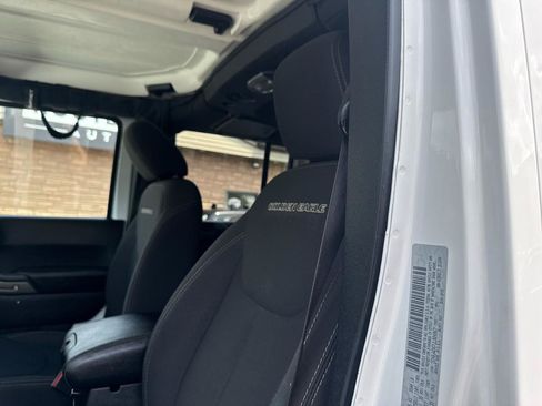 Used 2018 Jeep Wrangler Unlimited Sport AWD/4WD image 26