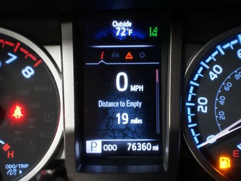 Certified 2023 Toyota Tacoma SR5 RWD image 17