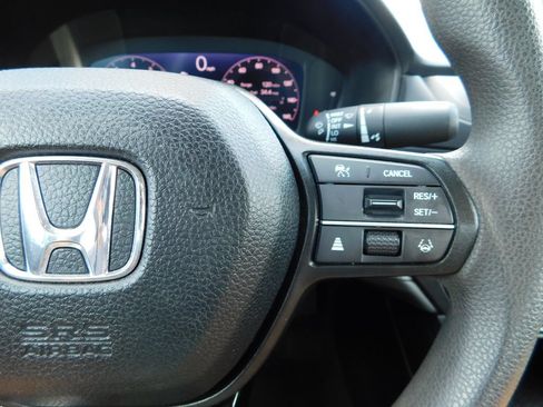 Used 2025 Honda Accord SE image 25