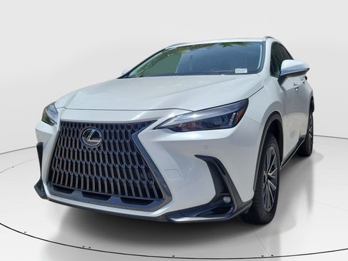 Used 2026 Lexus NX 350 AWD w/ Cold Area Package image 4