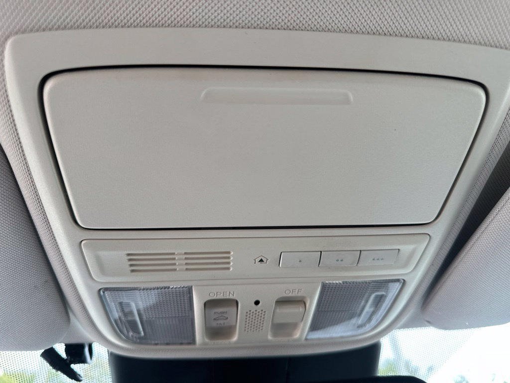 Used 2015 Honda CR-V Touring image 21