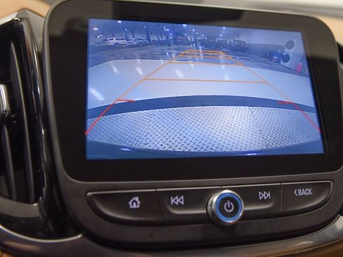 Used 2017 Chevrolet Volt Premier w/ Driver Confidence II Package image 22