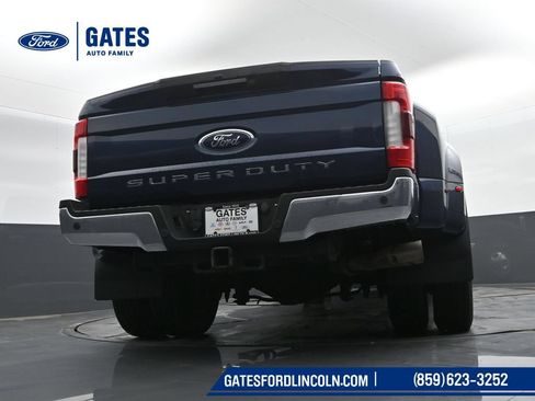 Used 2019 Ford F350 Lariat w/ Lariat Ultimate Package AWD/4WD image 38