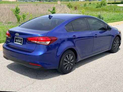 Used 2017 Kia Forte LX FWD image 27