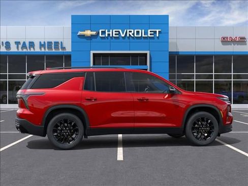 New 2026 Chevrolet Traverse LT image 5
